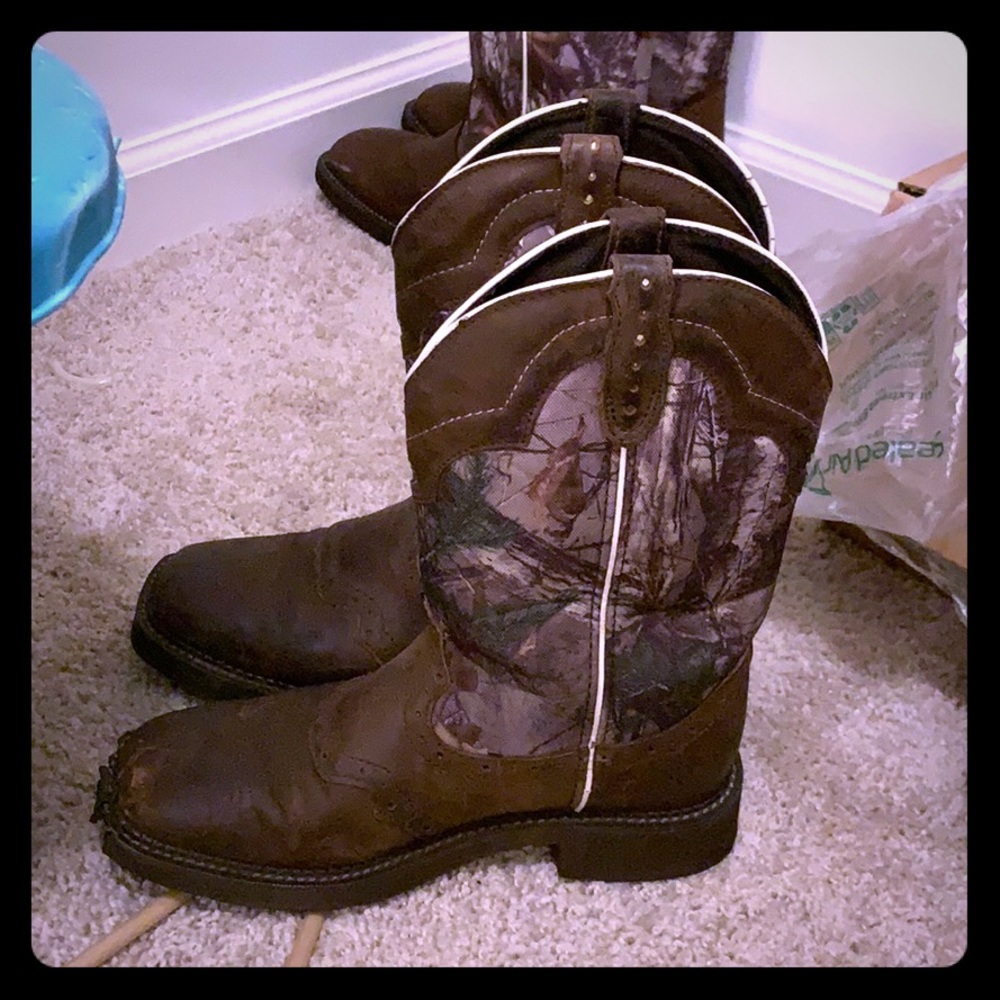 Justin BOOTS!